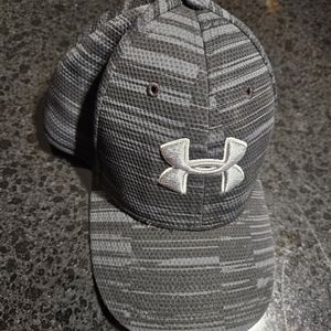 Under Armour Fitted Hat Youth SM/MD